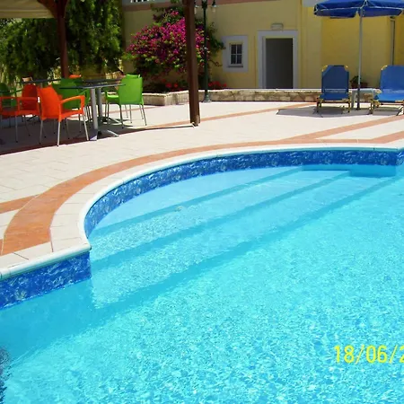Apelia 2* Агия-Марина